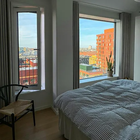 Penthouse Flat With Rooftop Views Appartement *